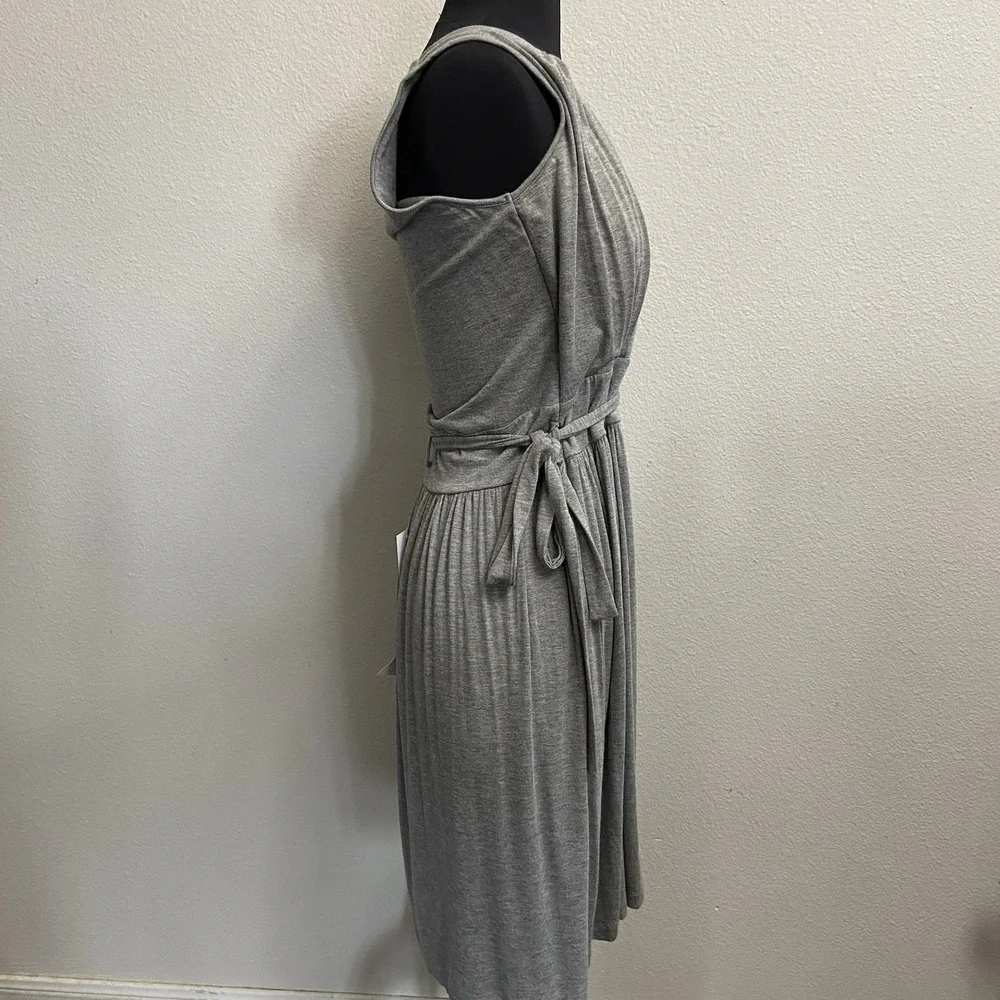 Cache Women's Grey Sleeveless Jersey Dress Size Medium‎ New Belted Knee Length - Picture 2 of 9